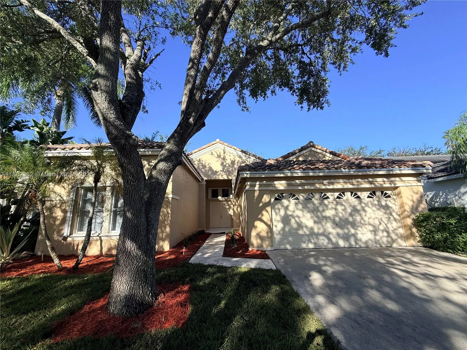 611 Carrington Ln