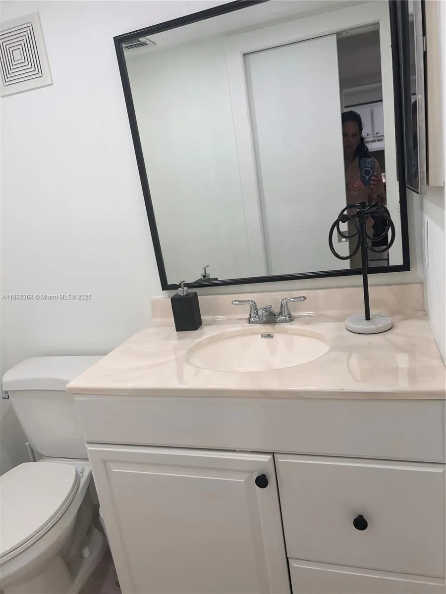 10815 SW 112th Ave, #214