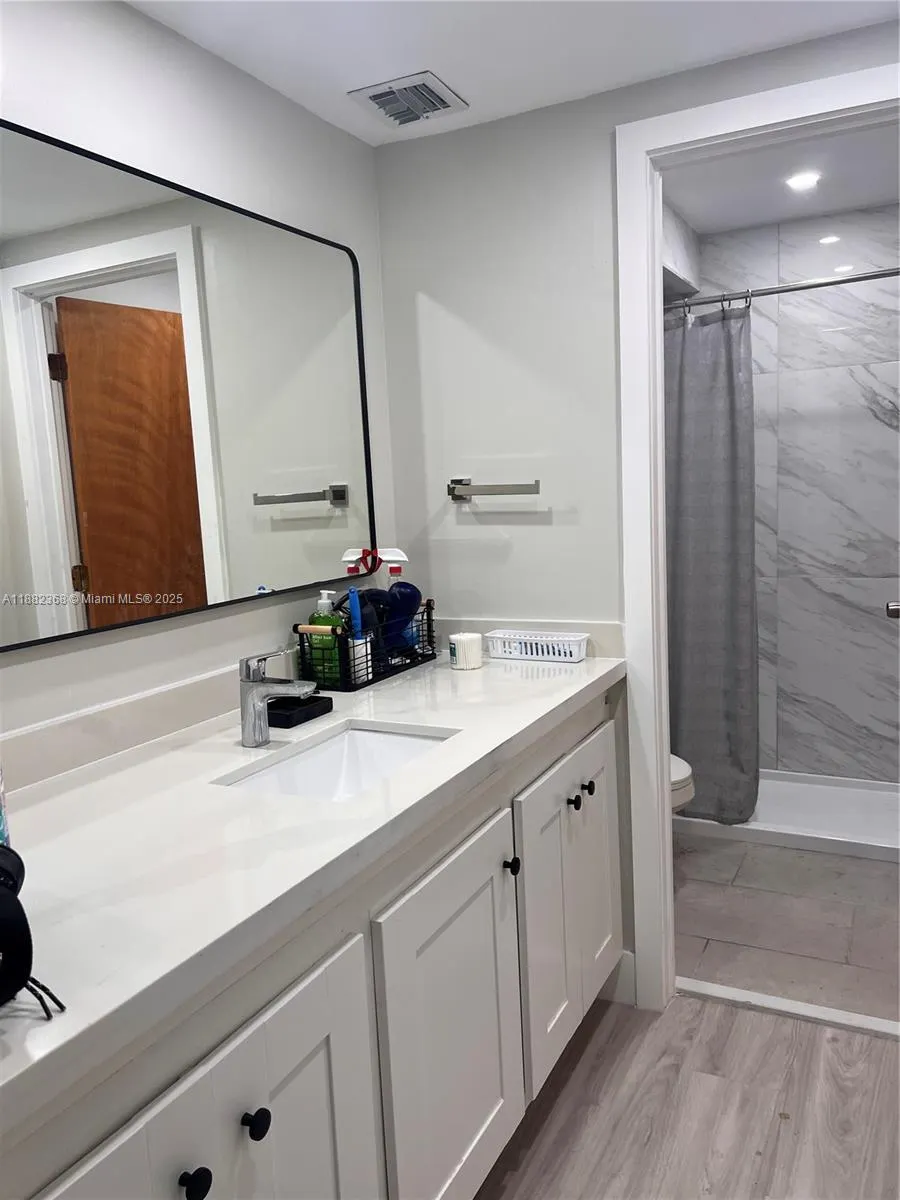 10815 SW 112th Ave, #214