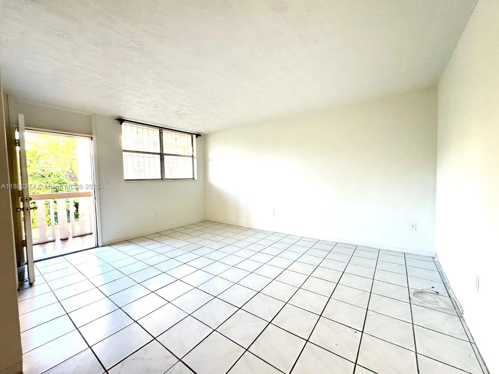 1475 NE 125th Ter, #404B