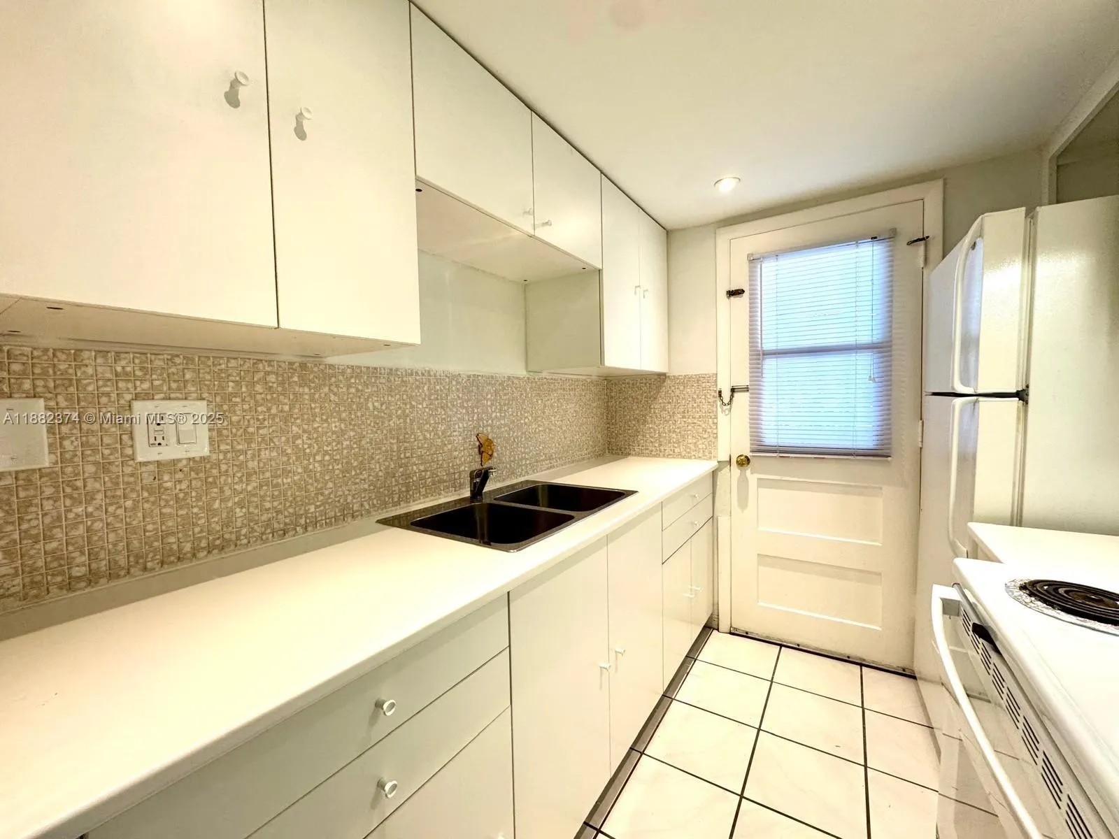 1475 NE 125th Ter, #404B