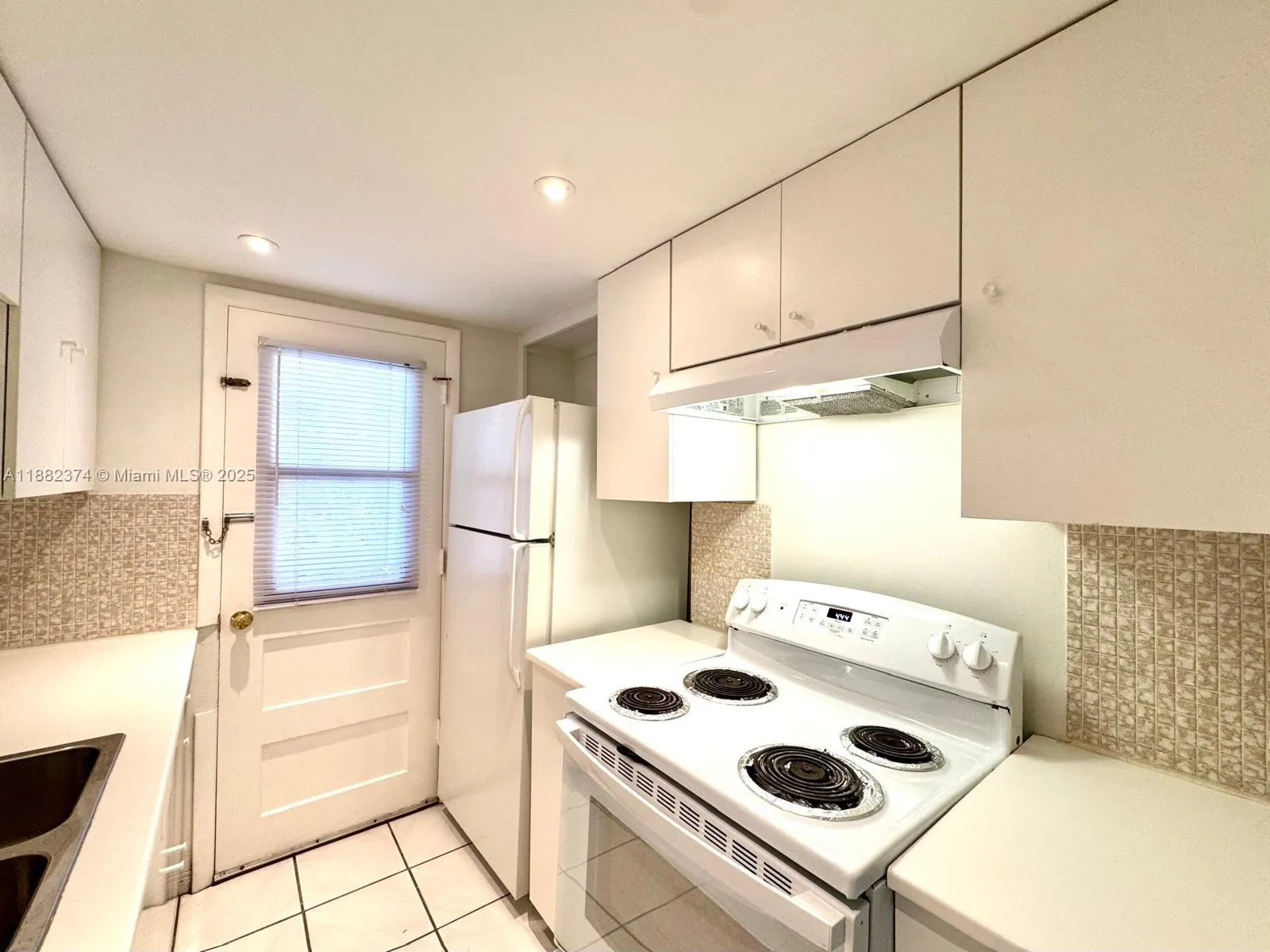 1475 NE 125th Ter, #404B