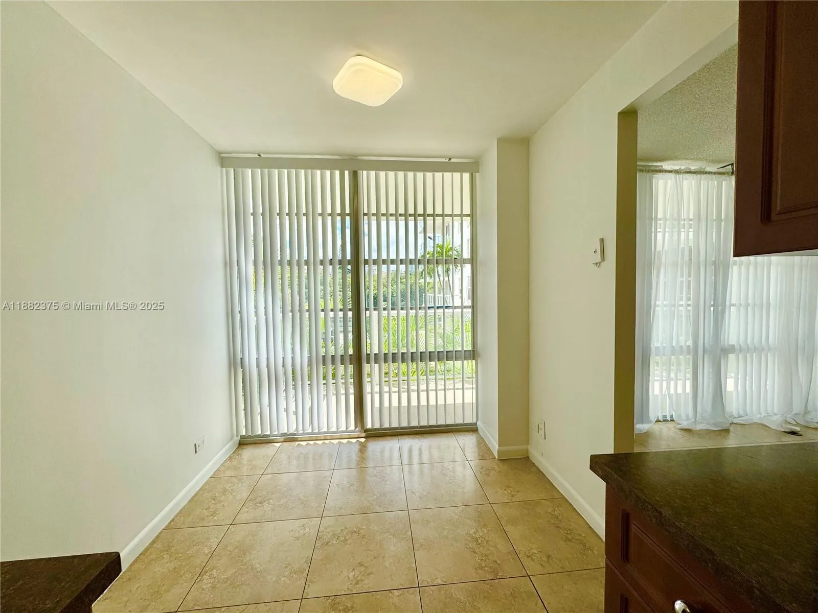 230 174th St, #M01