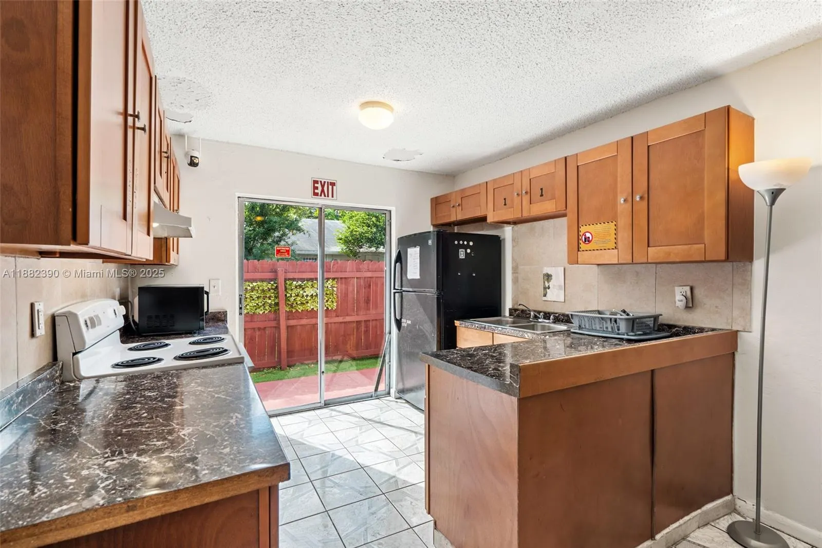 1112 NE 5th Ave