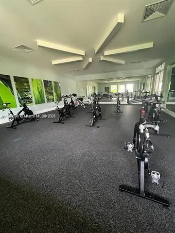 8201 NW 41st St, #D-407