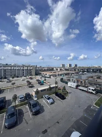 8201 NW 41st St, #D-407