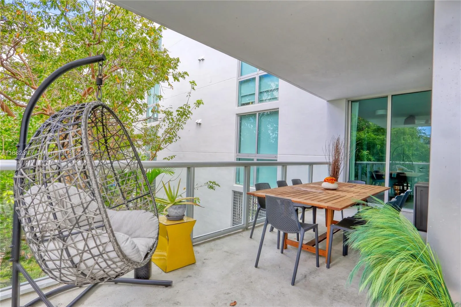 720 NE 62nd St, #310