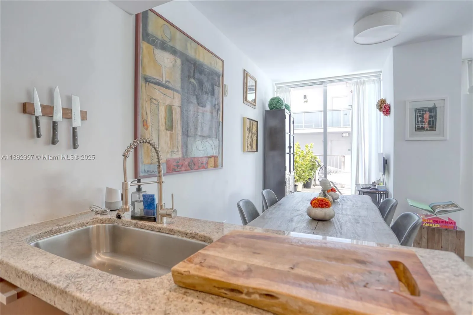 720 NE 62nd St, #310