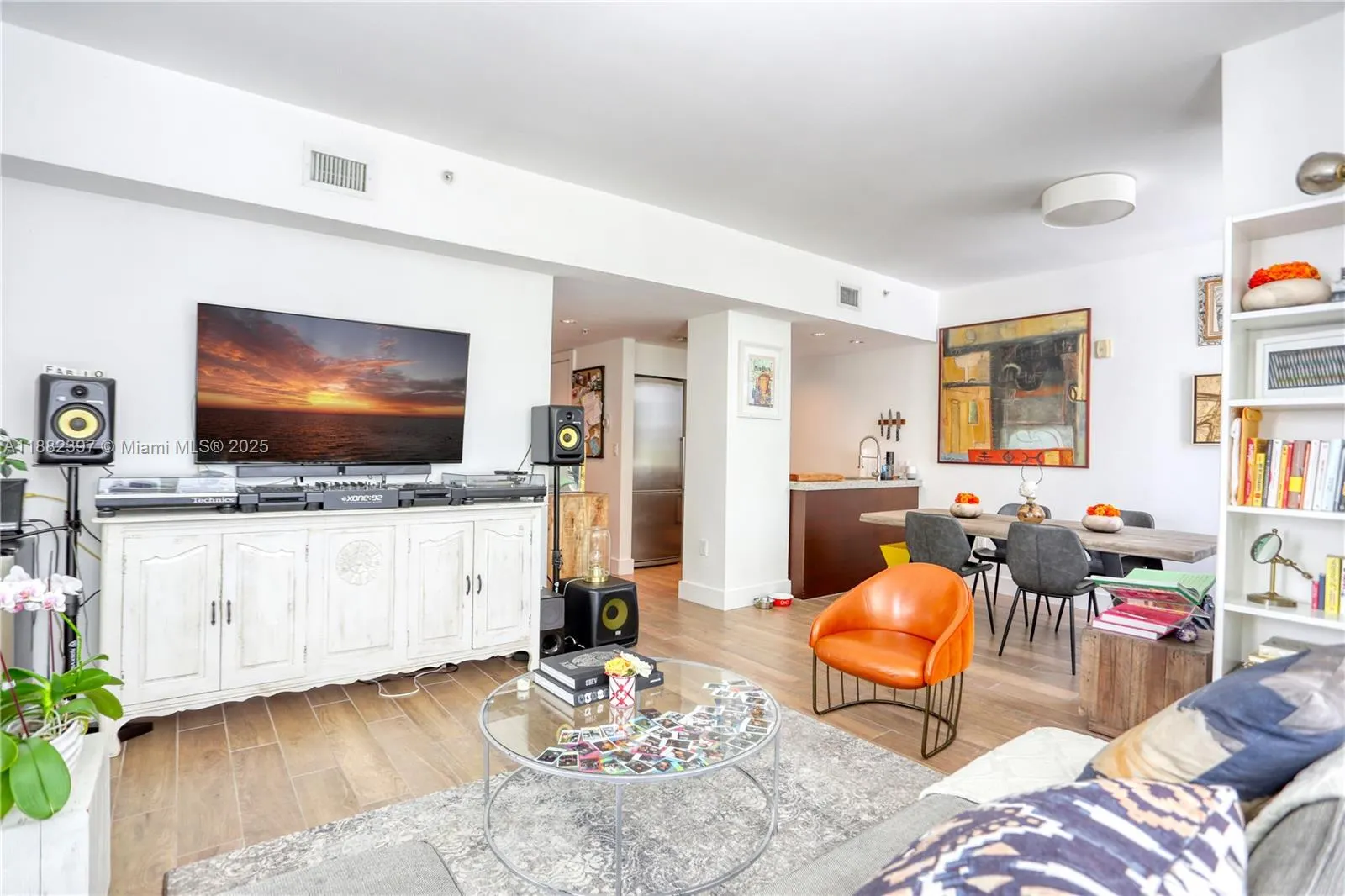 720 NE 62nd St, #310