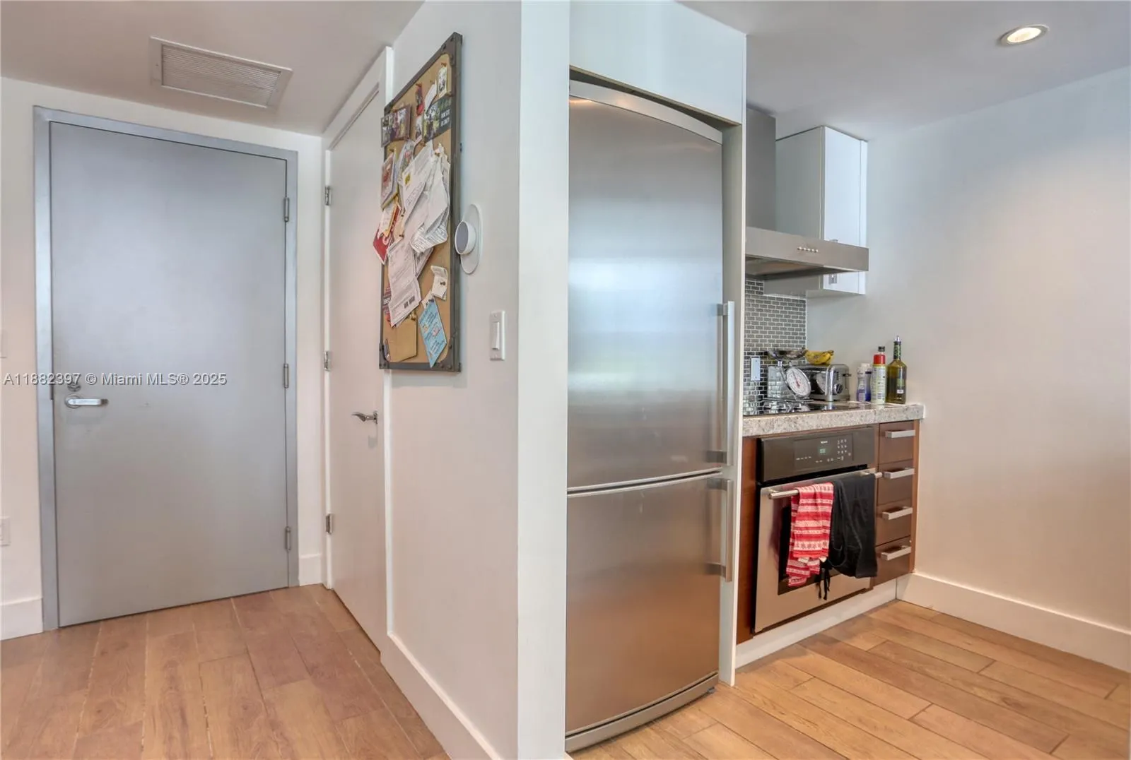 720 NE 62nd St, #310
