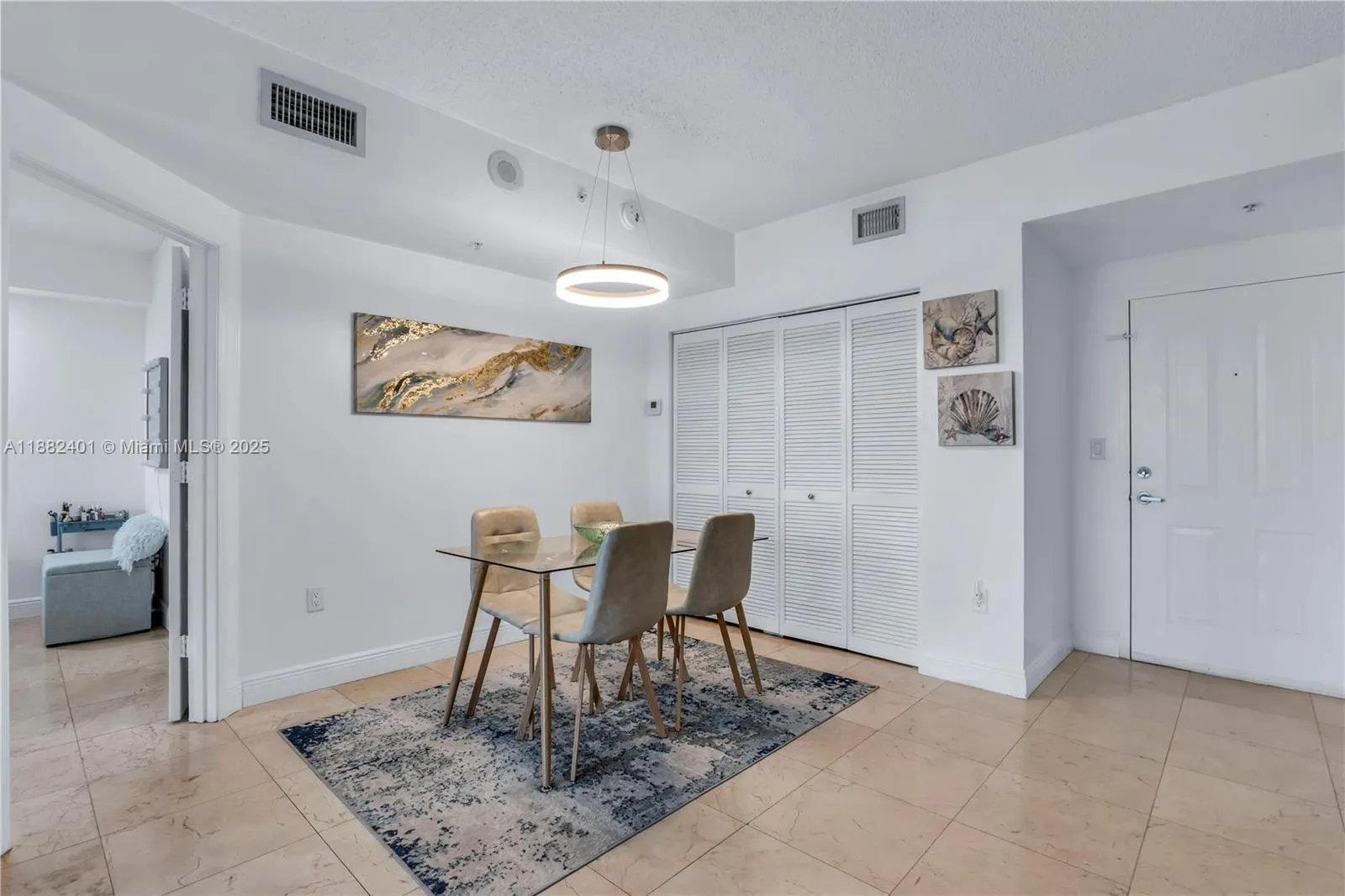 5077 NW 7th St, #415