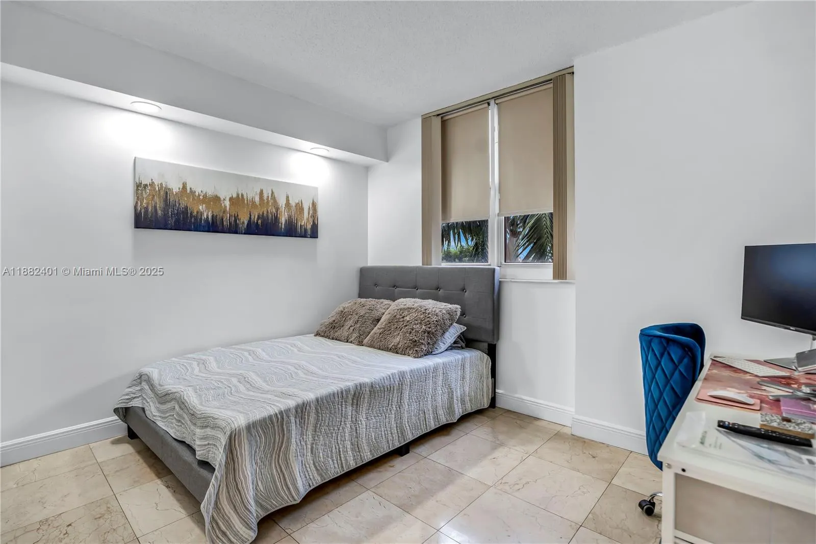 5077 NW 7th St, #415