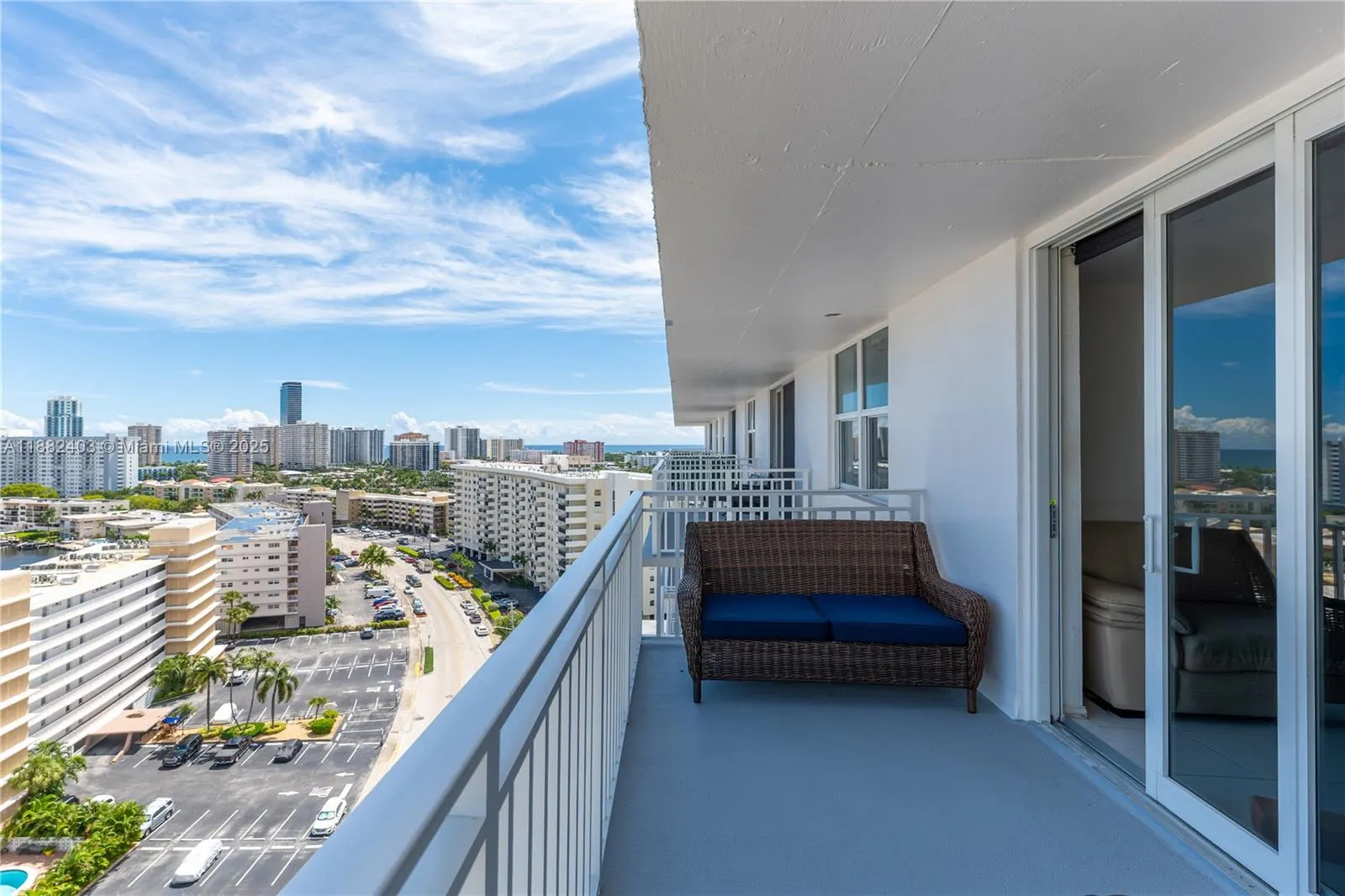 427 Golden Isles Dr, #16F