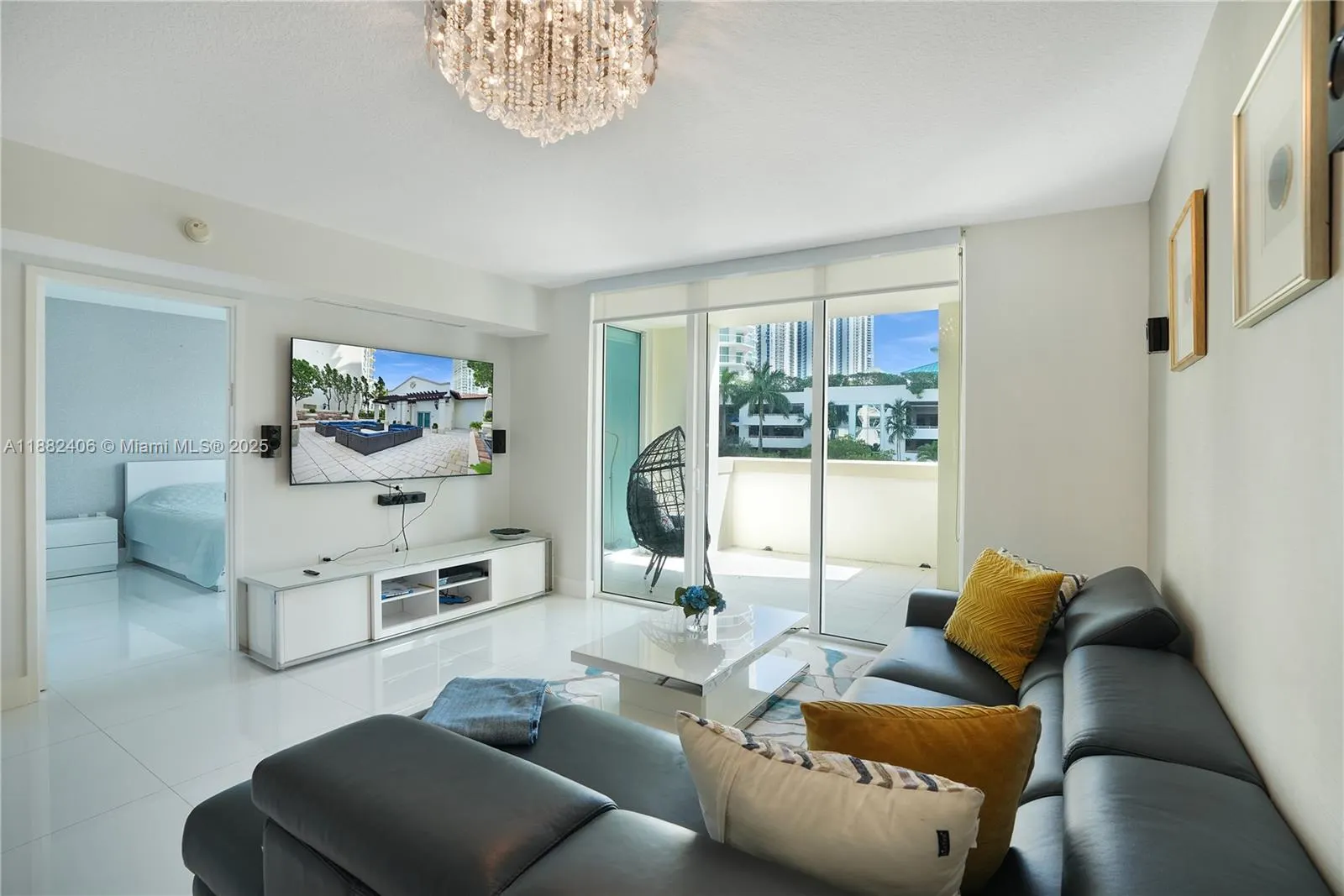 250 S Sunny Isles Blvd, #TH-207