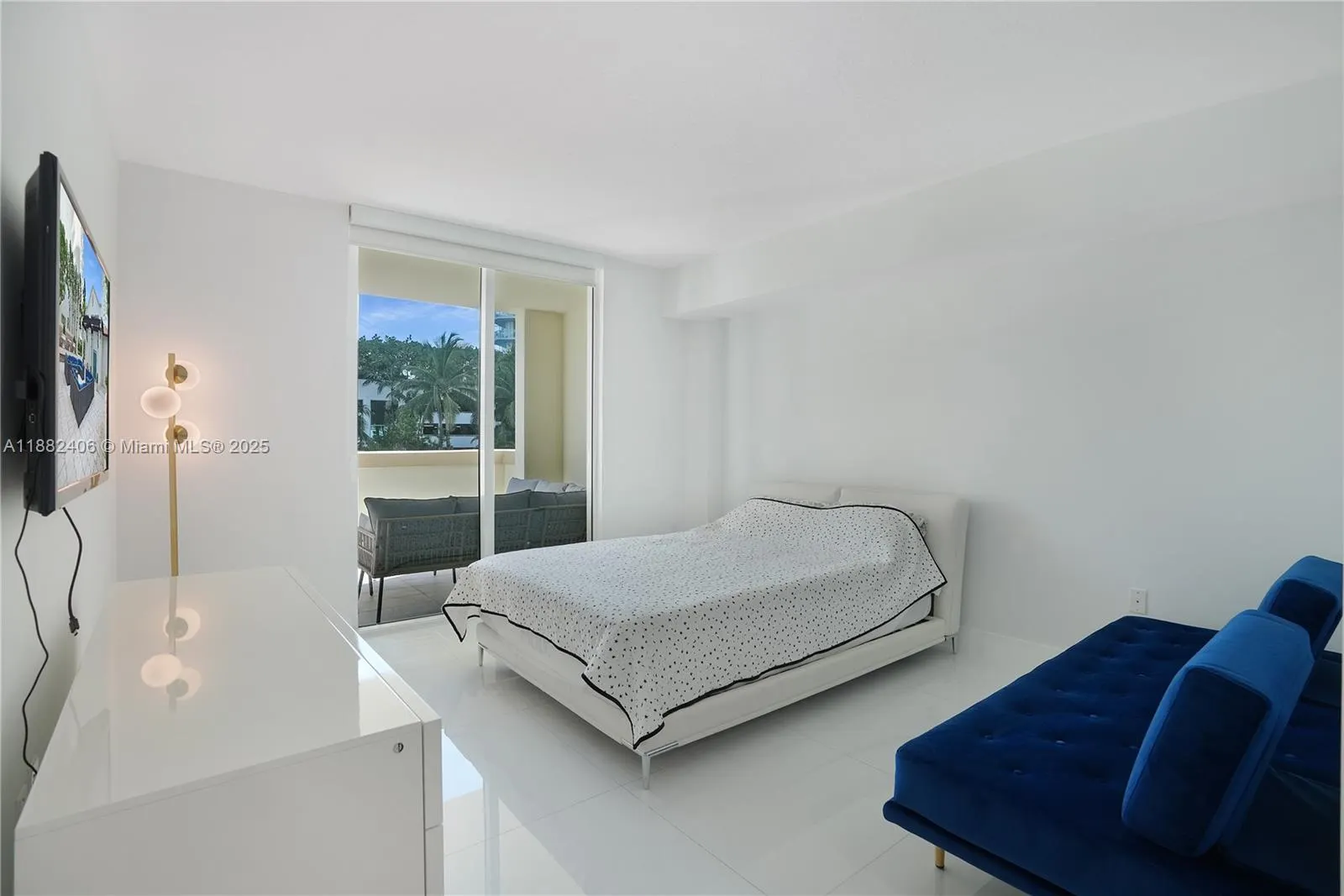 250 S Sunny Isles Blvd, #TH-207