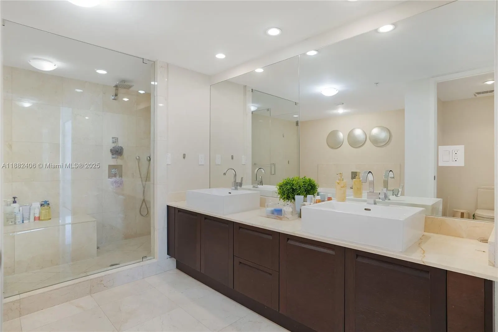 250 S Sunny Isles Blvd, #TH-207