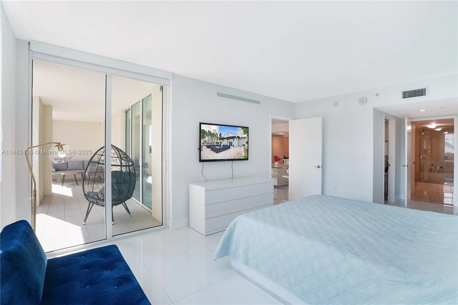 250 S Sunny Isles Blvd, #TH-207