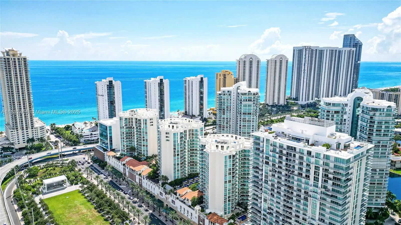 250 S Sunny Isles Blvd, #TH-207