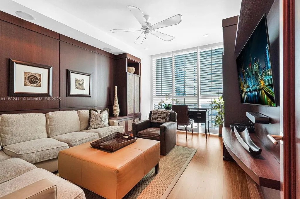 16047 Collins Ave, #2904