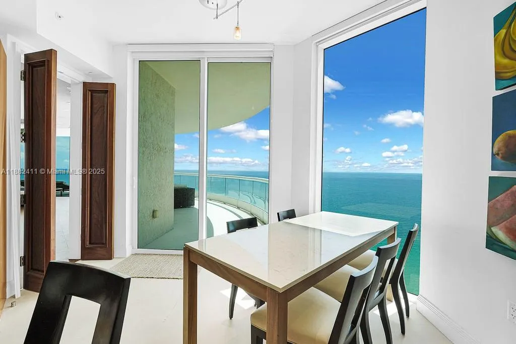 16047 Collins Ave, #2904