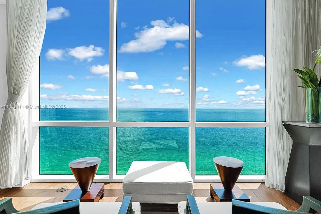 16047 Collins Ave, #2904