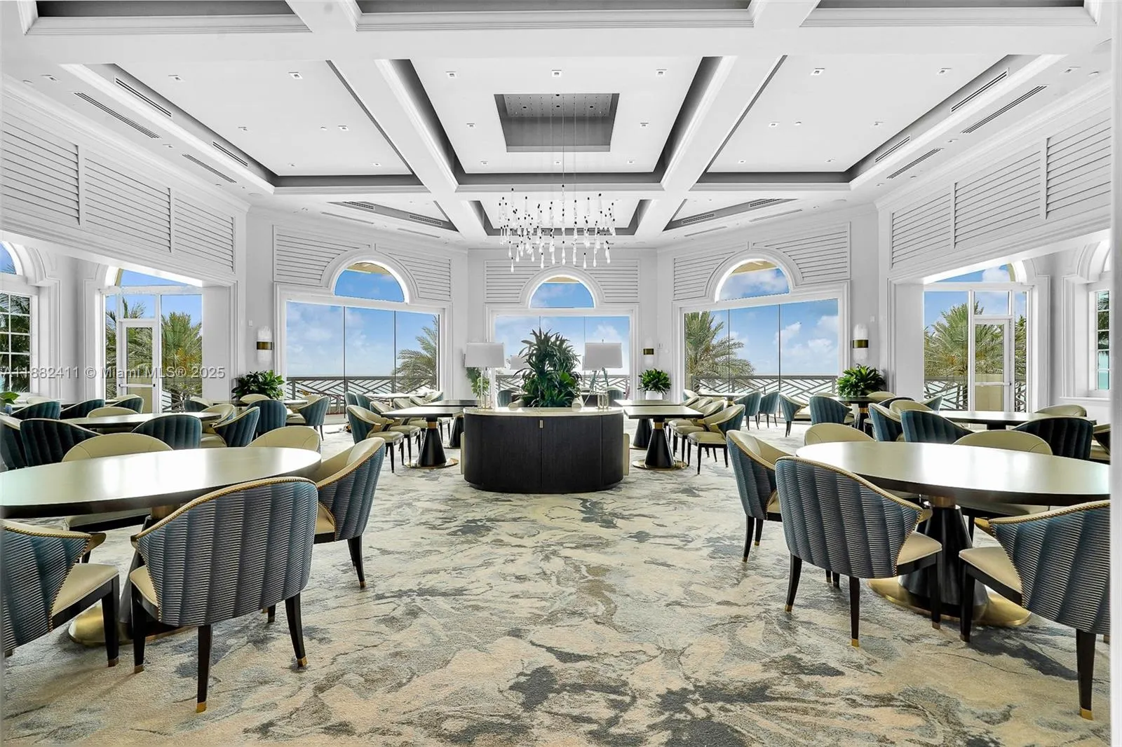 16047 Collins Ave, #2904