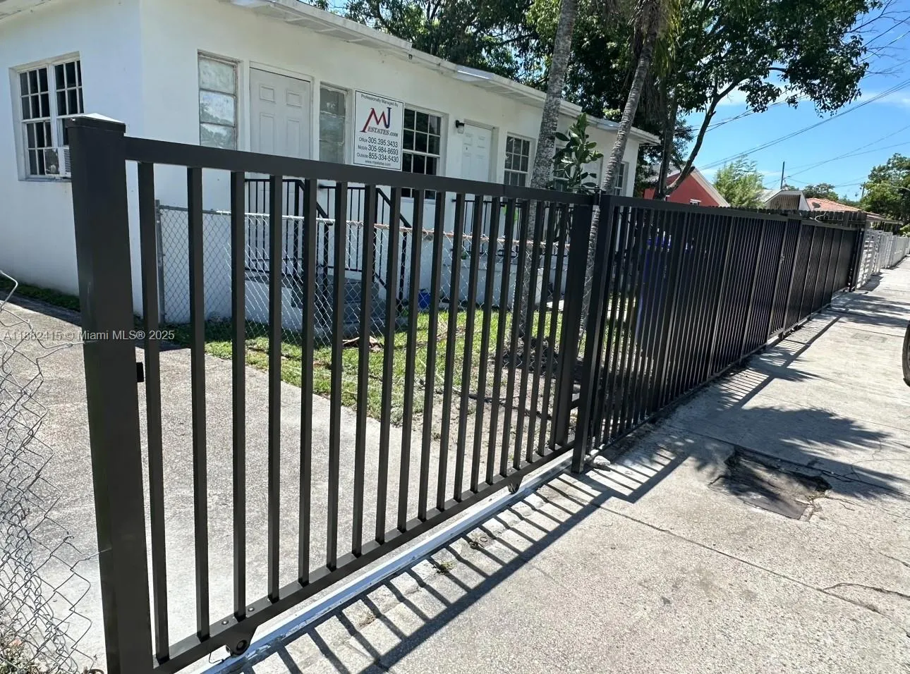 3041 NW 10th Ave