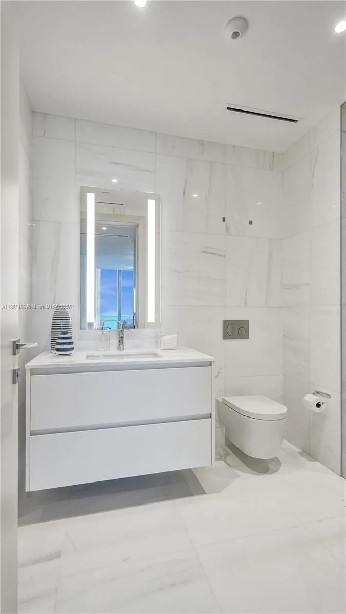 300 Biscayne Blvd Way, #2305W
