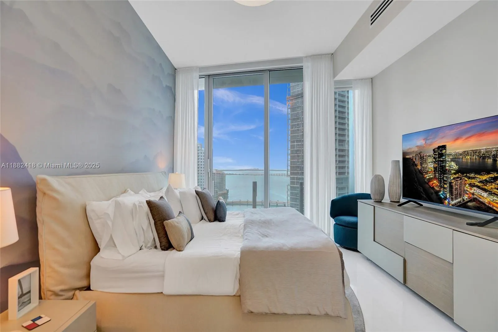 300 Biscayne Blvd Way, #2305W