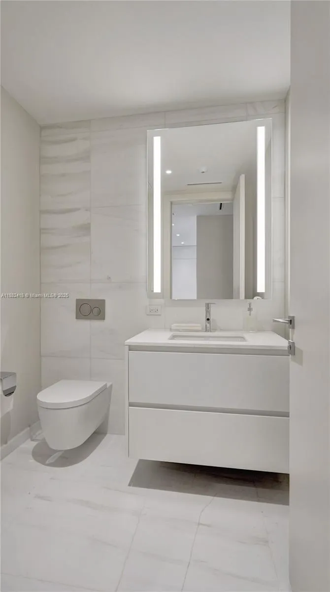 300 Biscayne Blvd Way, #2305W