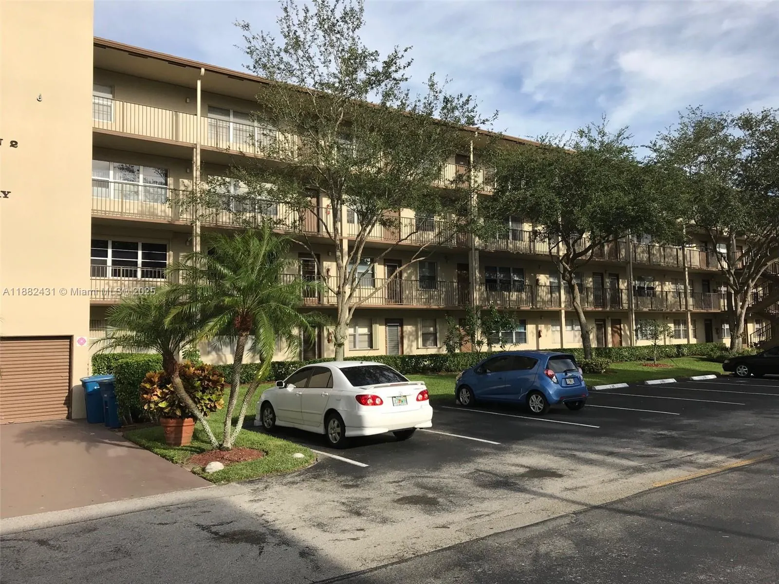 101 SW 132nd Way, #206J