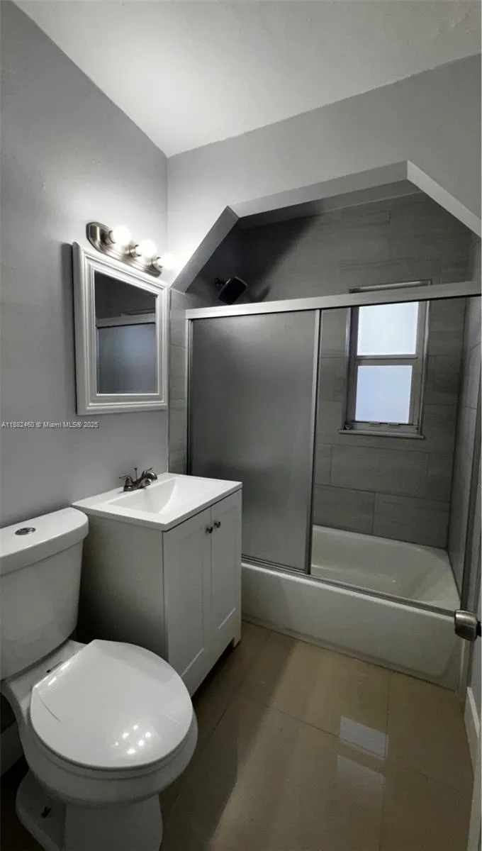 3600 SW 9th Ter, #2B