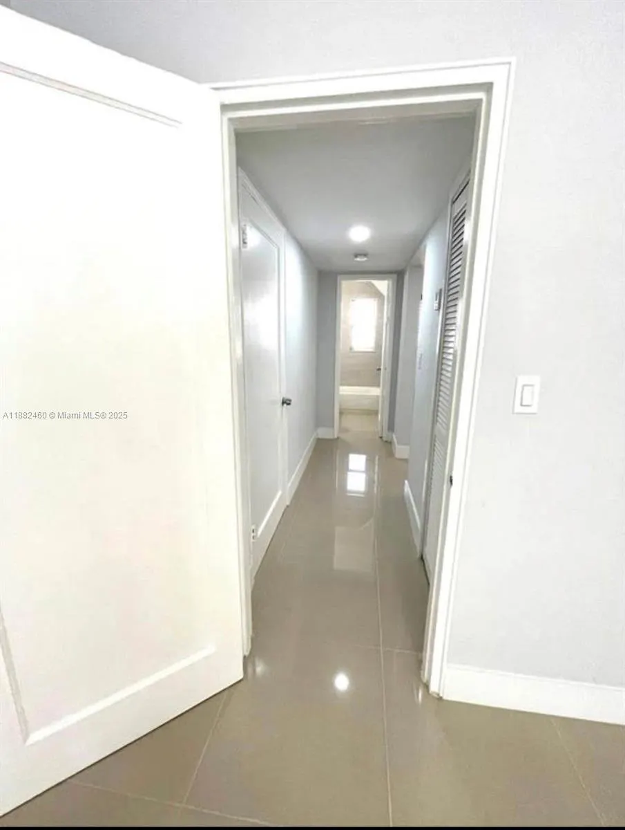 3600 SW 9th Ter, #2B