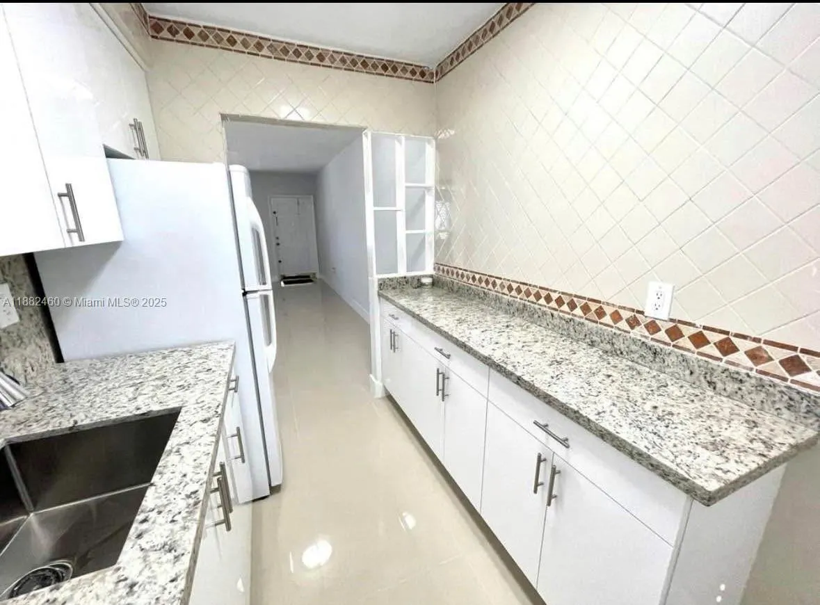 3600 SW 9th Ter, #2B