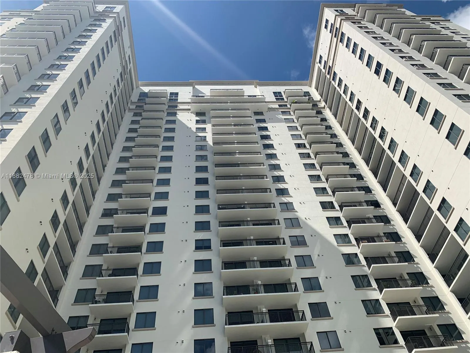 999 SW 1st Ave, #1703