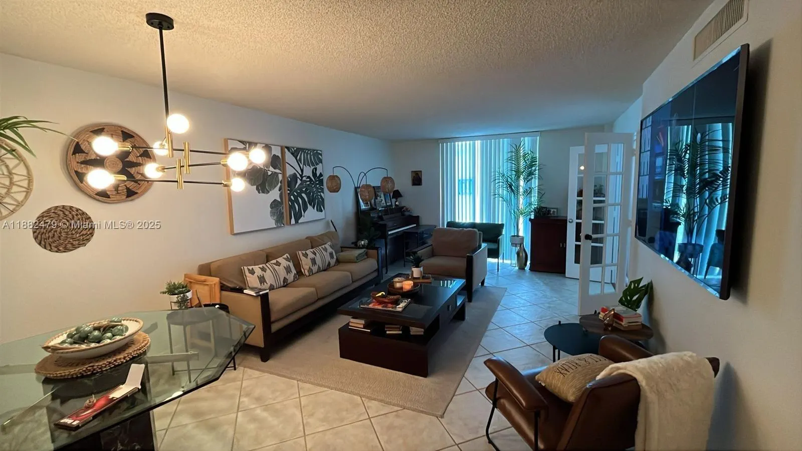 5301 NW 2nd Ave, #104