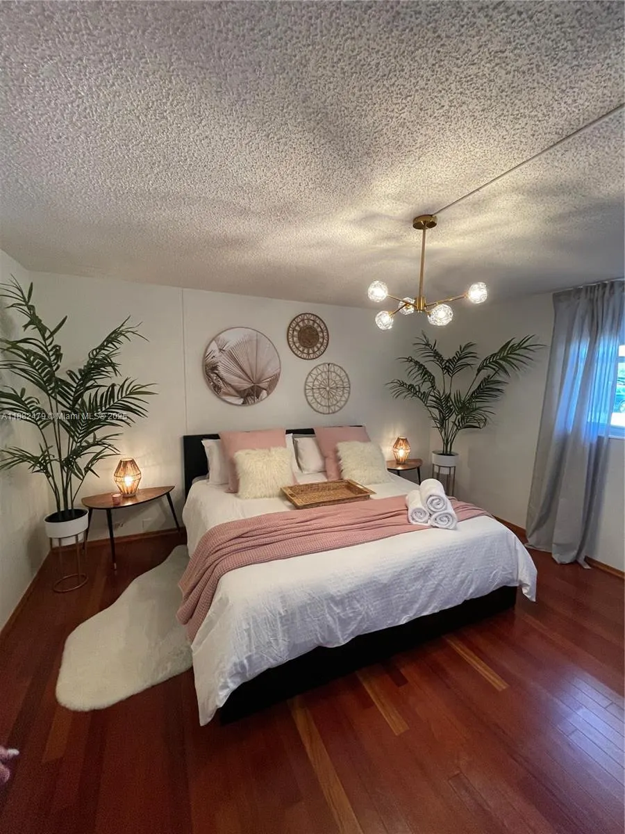 5301 NW 2nd Ave, #104