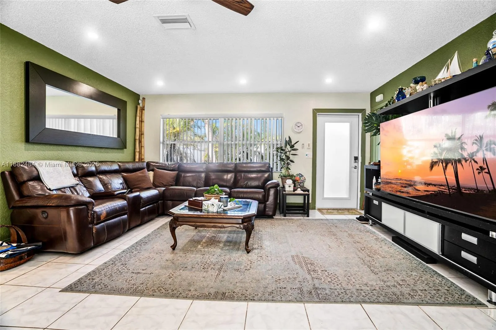 1620 NW 2nd Ave
