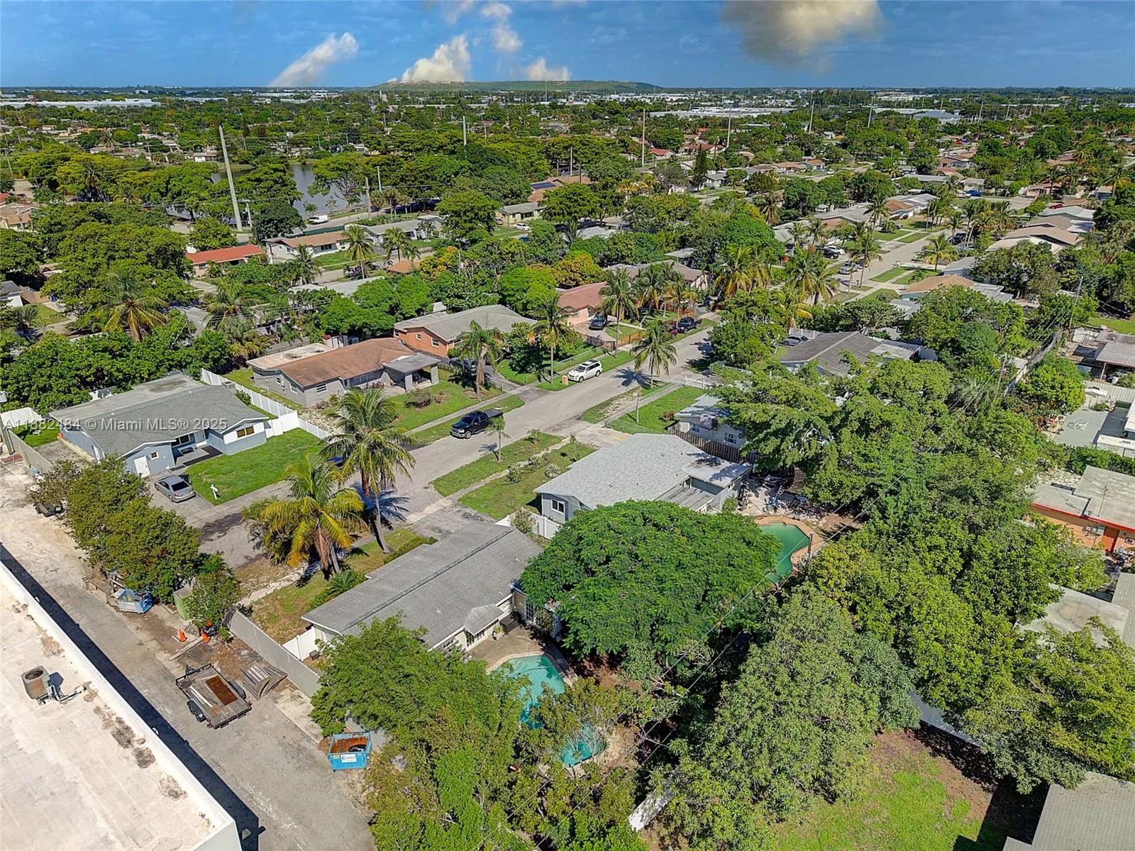 1620 NW 2nd Ave