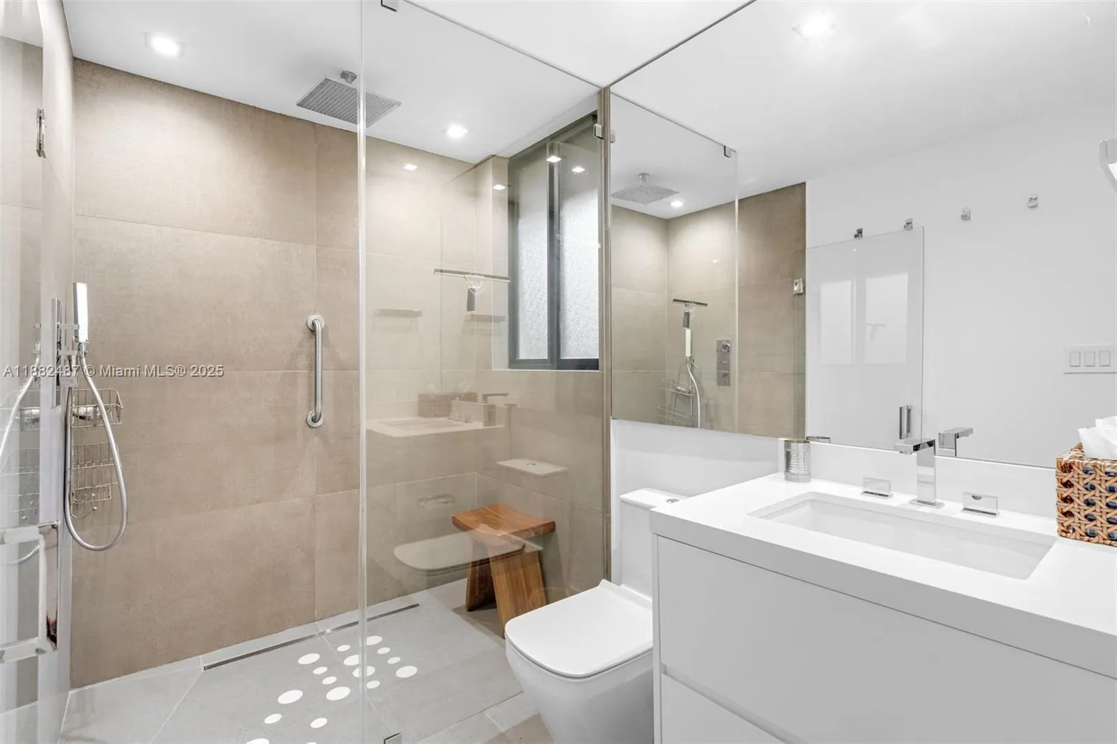 2815 Regatta Ave, #1 A