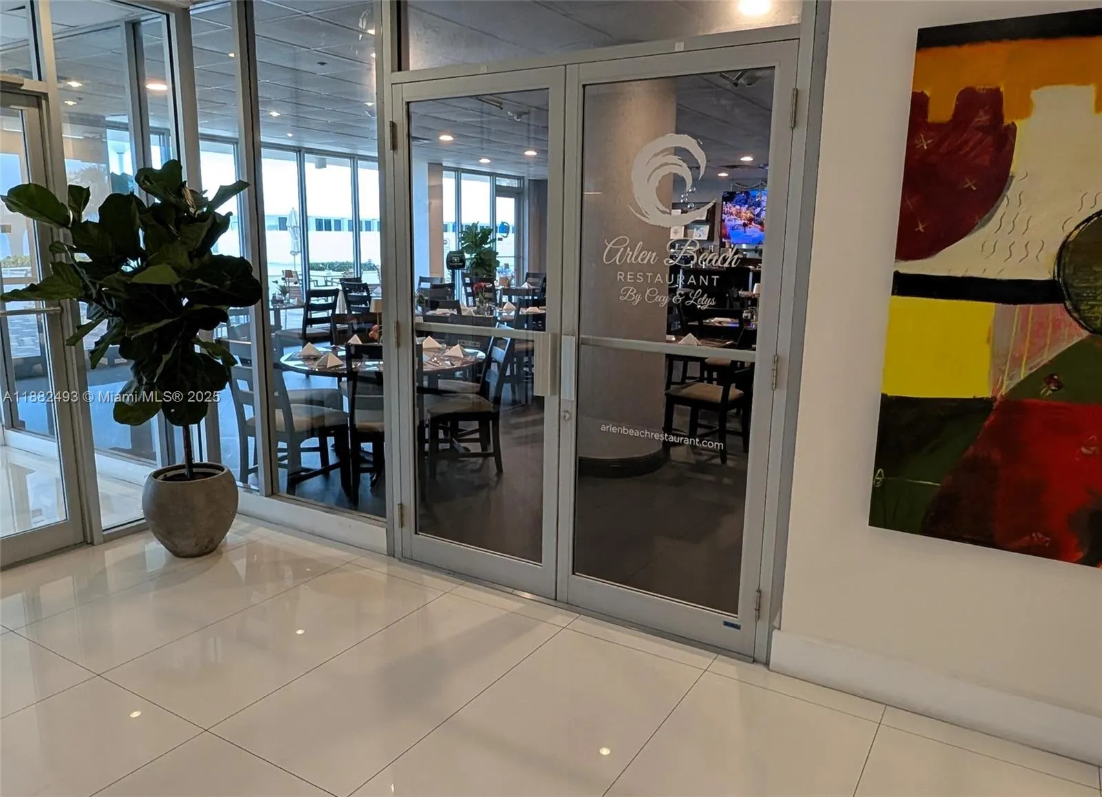 5701 Collins Ave, #1105