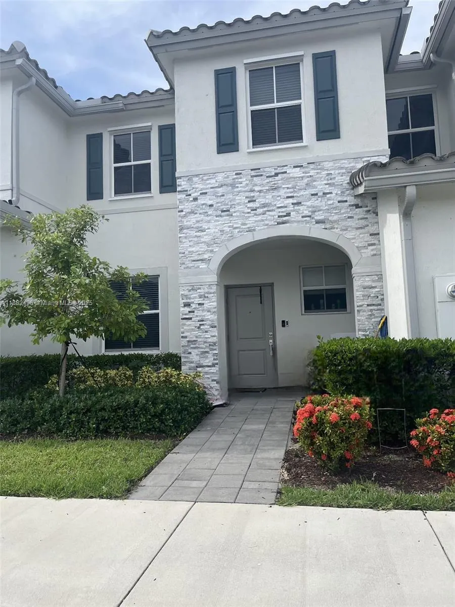 1776 SE 27th Rd