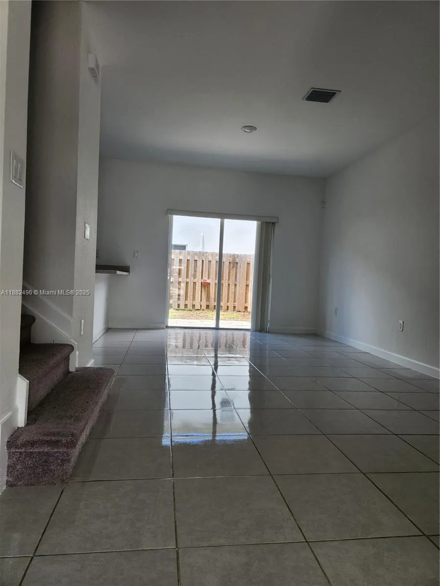 1776 SE 27th Rd