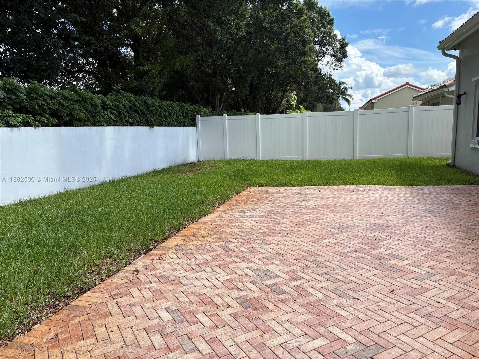 13221 SW 17th Ct