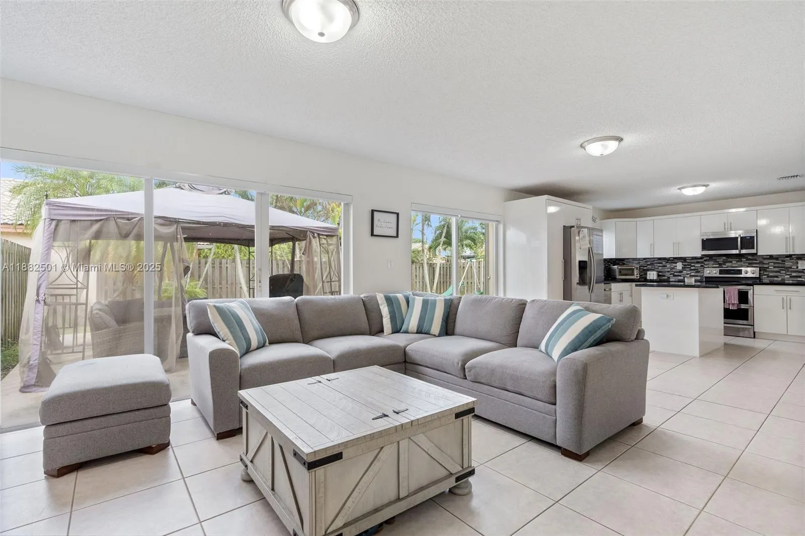 14152 SW 154th Ct