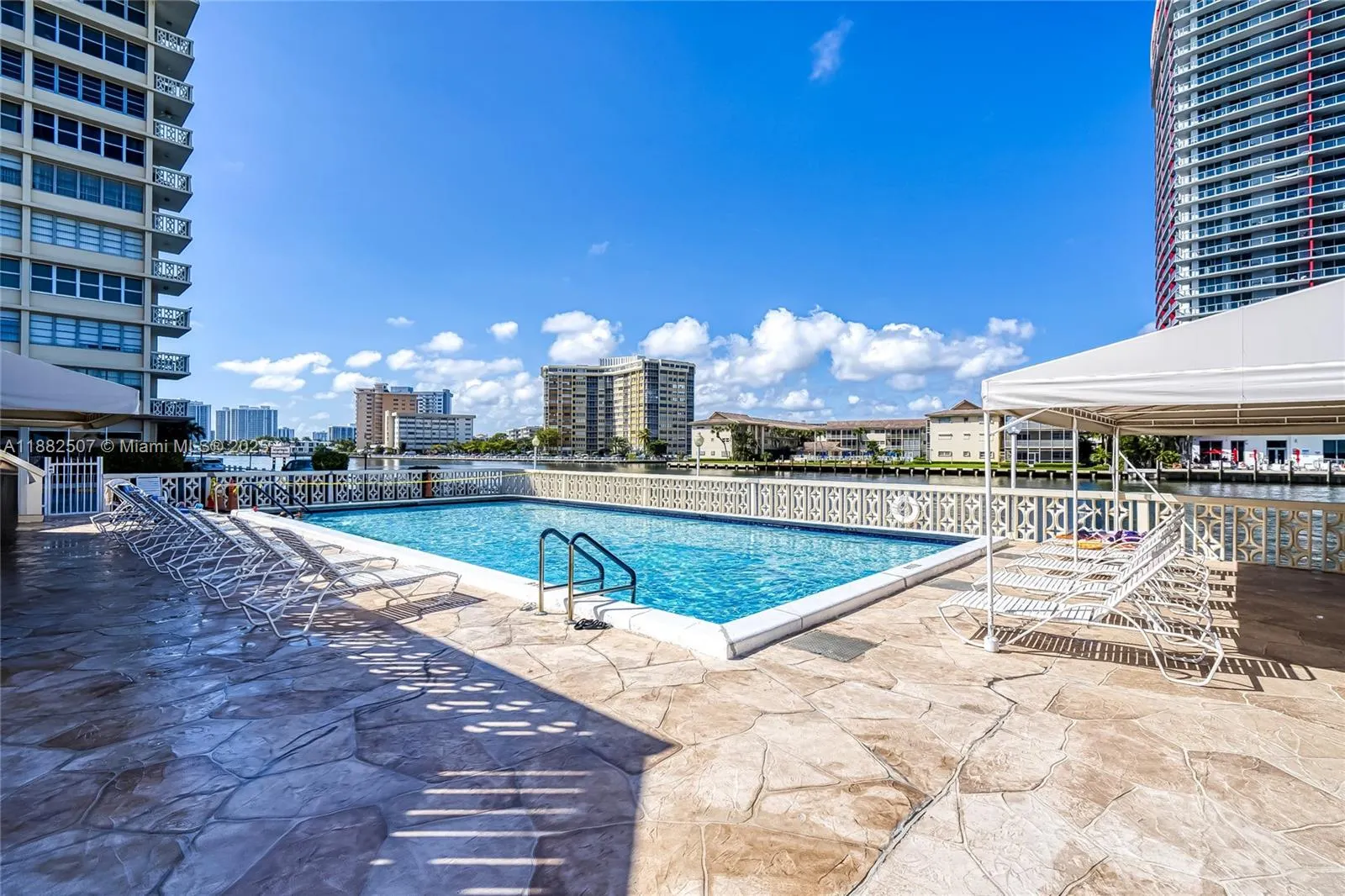 1825 S Ocean Dr, #PH-6