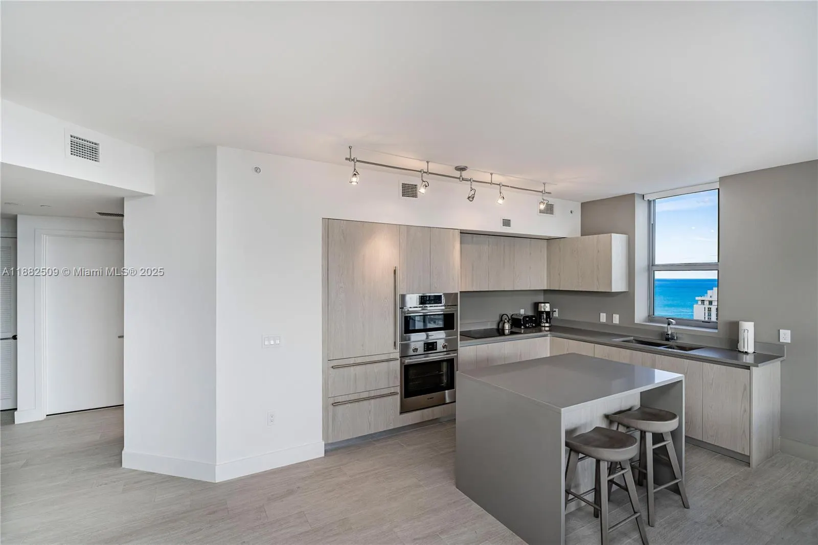 4010 S Ocean Dr, #2709