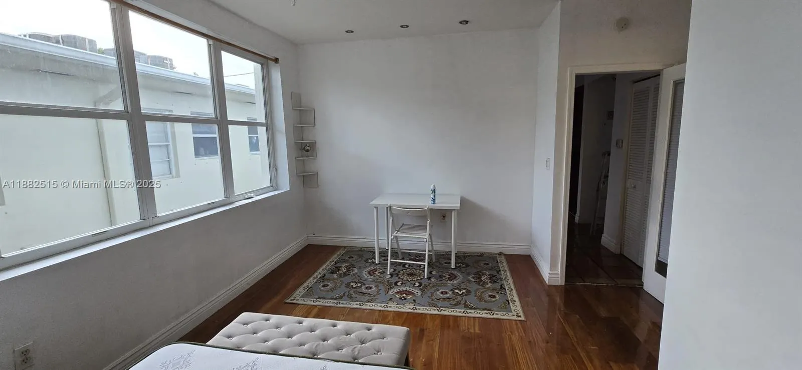1342 Drexel Ave, #204
