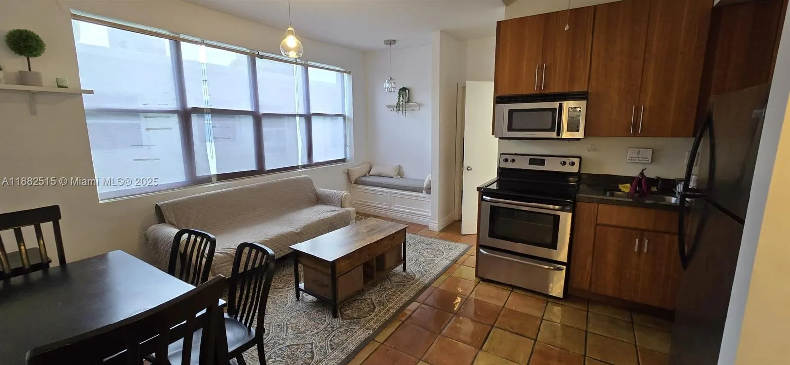 1342 Drexel Ave, #204