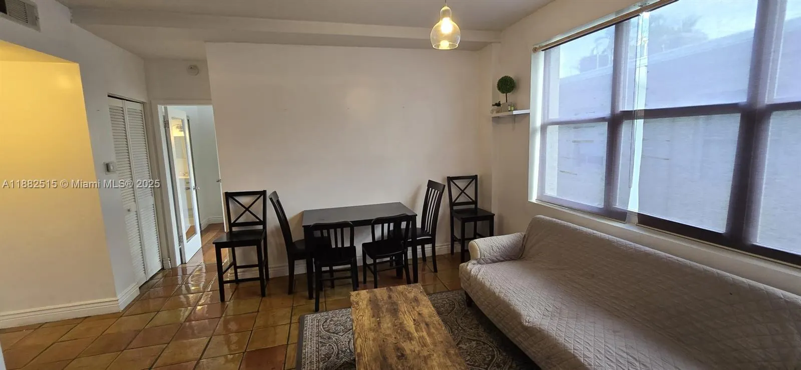 1342 Drexel Ave, #204